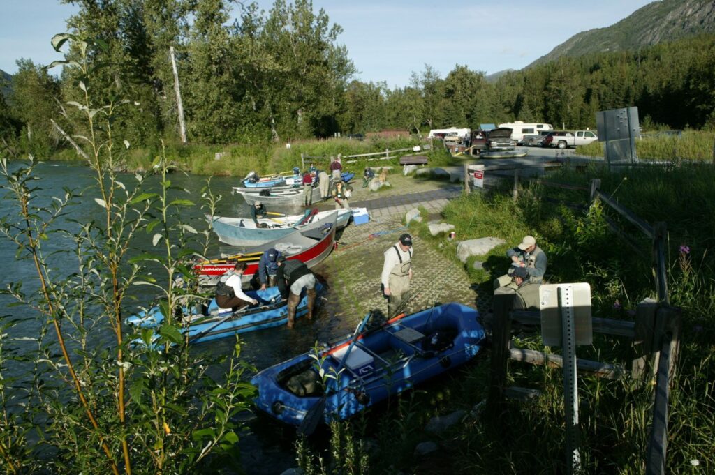 Anglers during the sockeye (red) salmon run, Kenai Peninsula